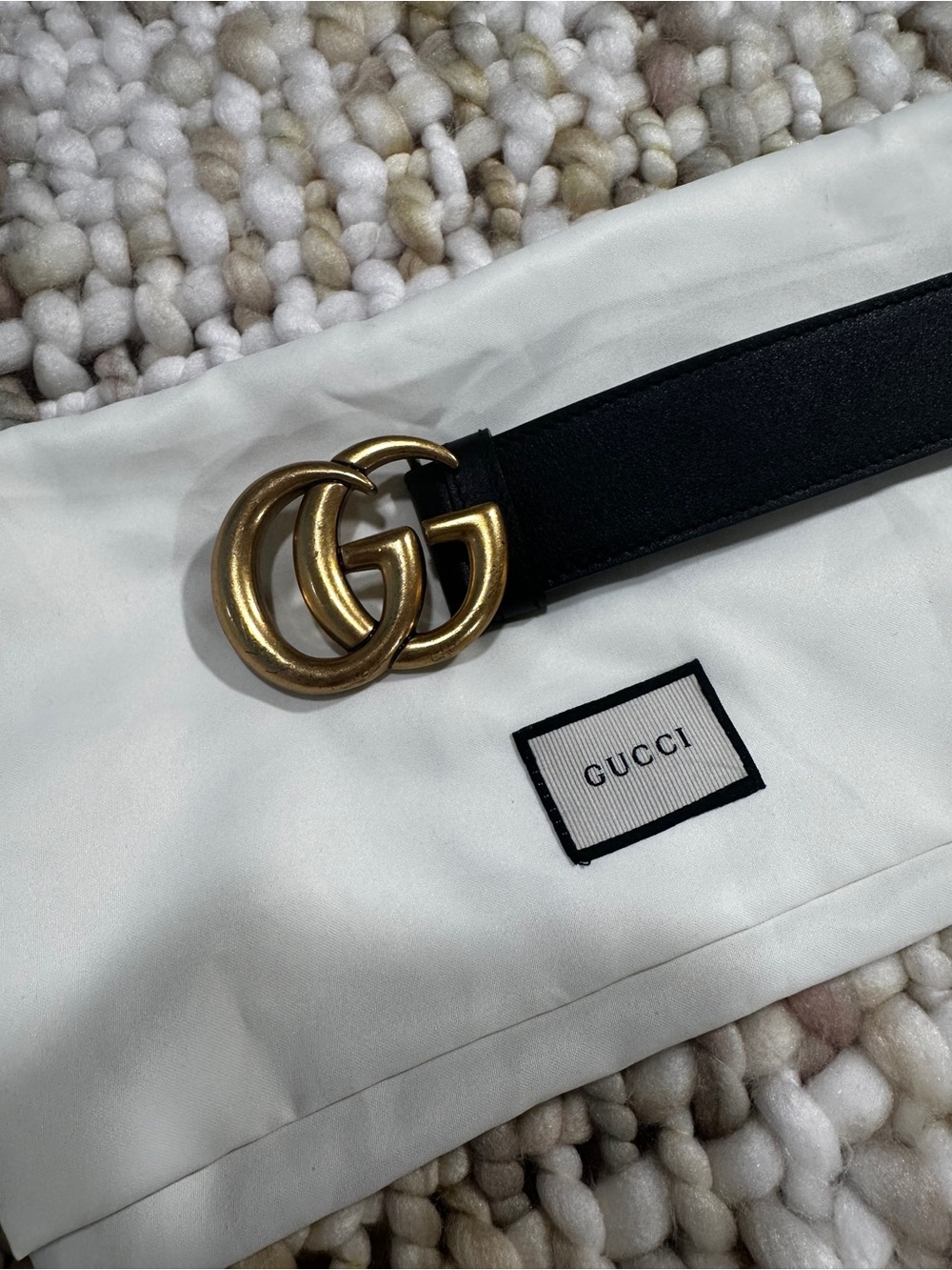 Gucci Black Leather Interlocking GG Gold Belt 85/34 1.25”